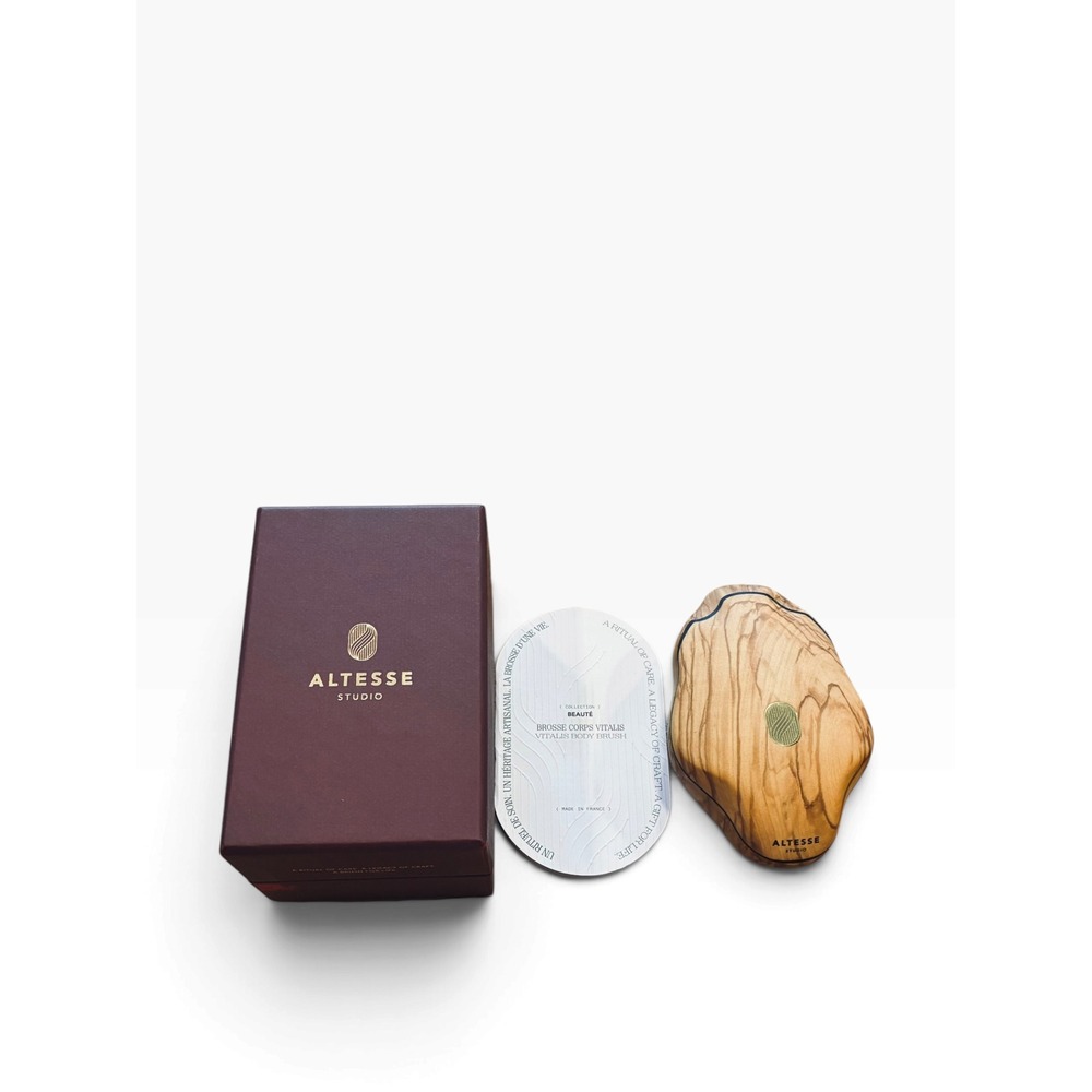 Altesse Studio Vitalis Body Brush, Sensitive Skin — Olive Wood